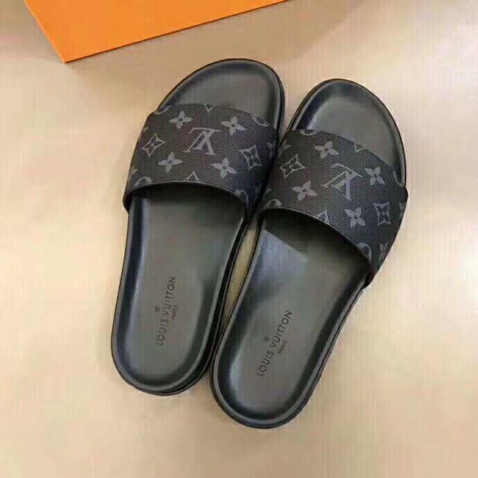 Louis Vuitton Slippers